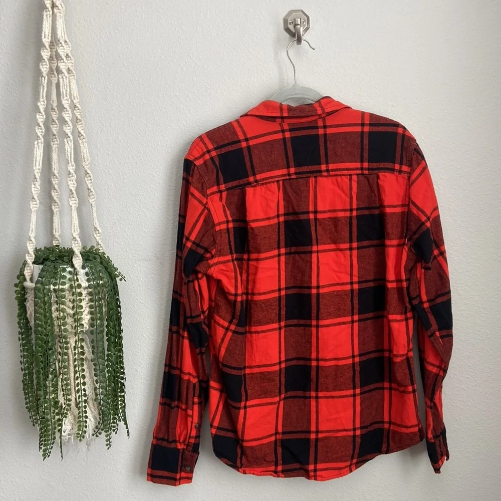 ARIZONA JEAN CO - RED & BLACK BUTTON DOWN - MENS - Picture 7 of 11